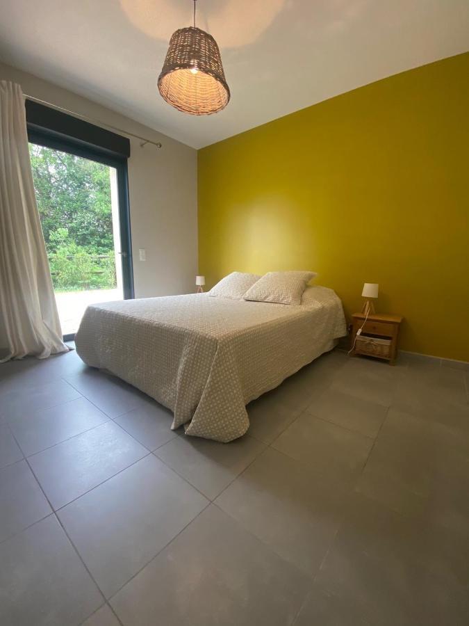 Les Centaurines Bed & Breakfast Saint-Siffret Bagian luar foto