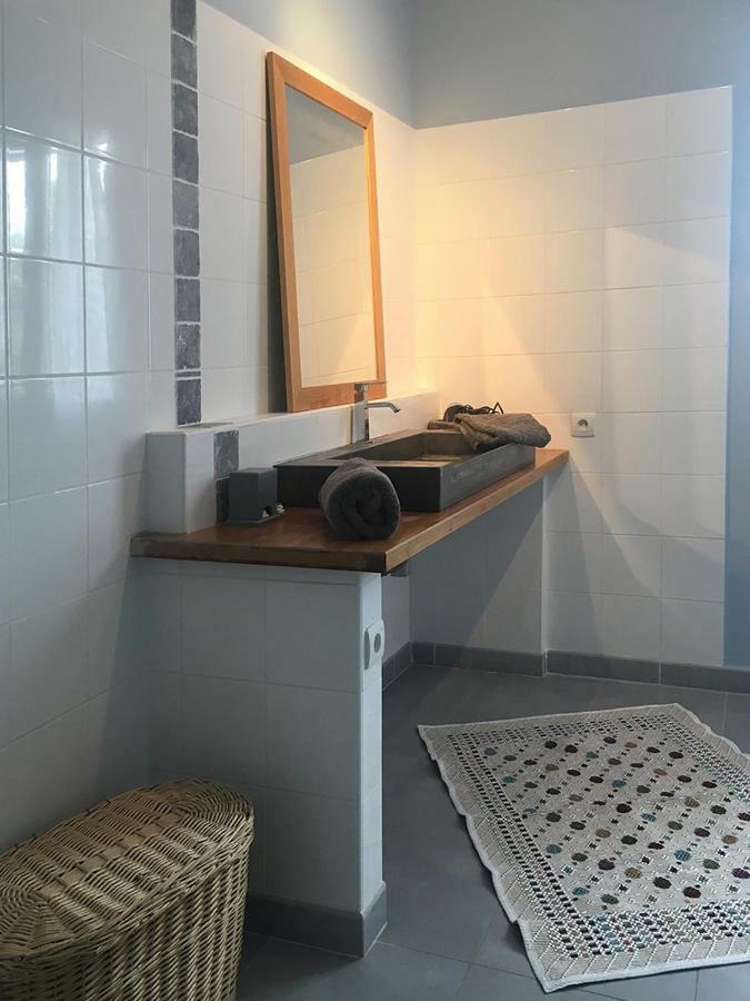 Les Centaurines Bed & Breakfast Saint-Siffret Bagian luar foto
