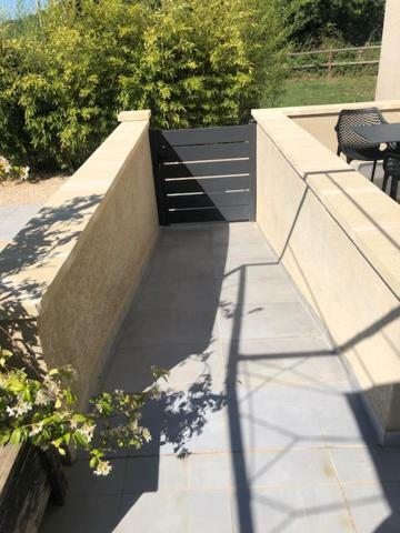 Les Centaurines Bed & Breakfast Saint-Siffret Bagian luar foto